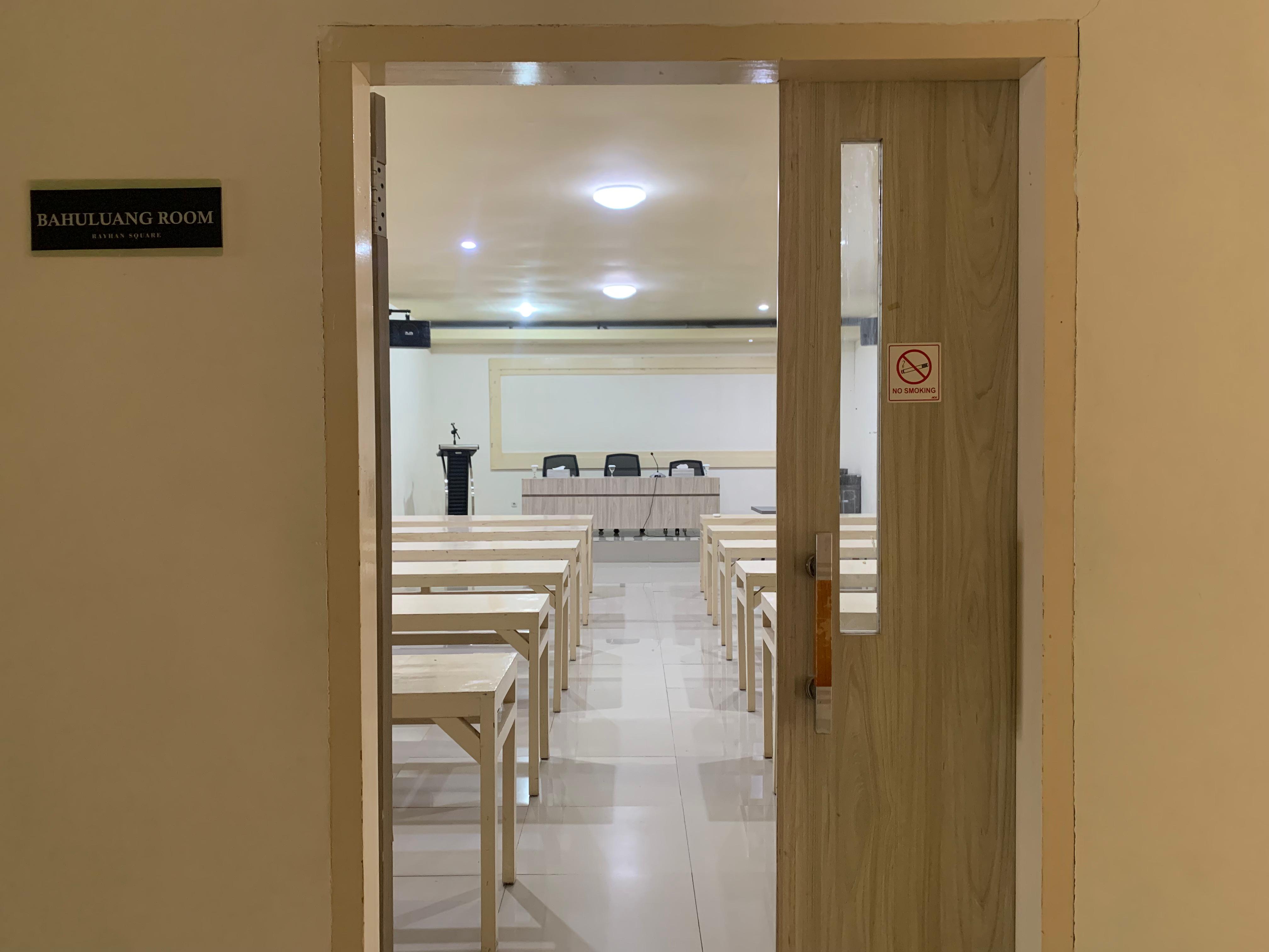 Bahuluang Room